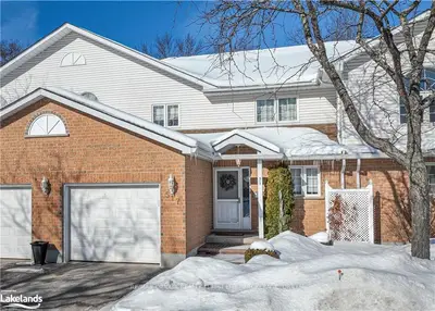60 MUSEUM Drive 517, Orillia, ON L3V 7T9