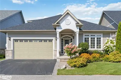 9 CLUBHOUSE Drive, Collingwood, ON L9Y 4Z5