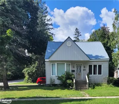 291 Matchedash Street N, Orillia, ON L3V 4W1