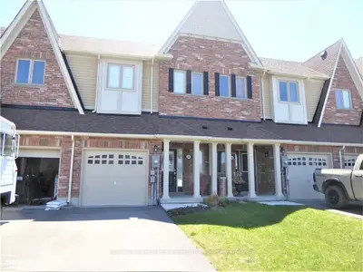 30 Robertson Street, Collingwood, On L9y 0x1
