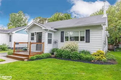 29 SEVENTH Street, Collingwood, ON L9Y 2A8