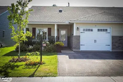 8 NEW YORK Avenue, Wasaga Beach, ON L9Z 3A8