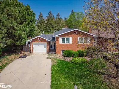 28 HERRINGTON Court, Collingwood, ON L9Y 4R8