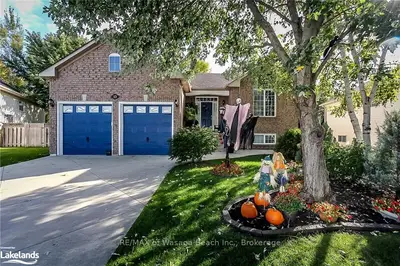 13 Bay Court, Wasaga Beach, ON L9Z 1P7