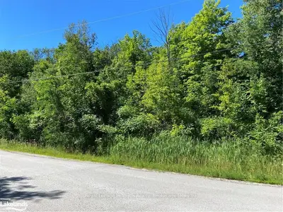 32 O'DONNELL Court, Penetanguishene, ON L9M 2A6