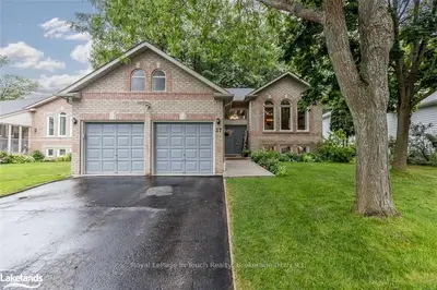 37 TIMBERLAND Crescent, Wasaga Beach, ON L9Z 1G7