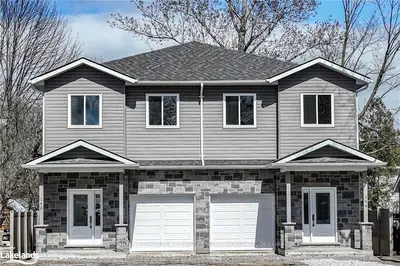 142 MEMORIAL Avenue, Orillia, ON L3V 5X2