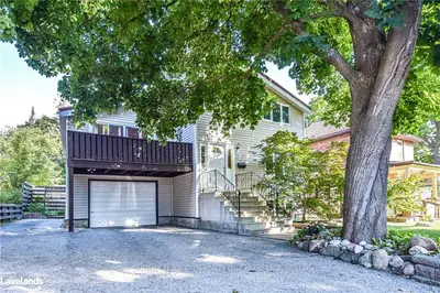 124 NORTH Street E, Orillia, ON L3V 2E7