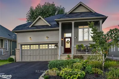 32 CHRISTY Drive, Wasaga Beach, ON L9Z 1C9