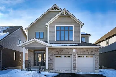 23 Hughes Street, Collingwood, On L9y 3z1