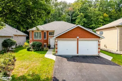 70 CAMBRIDGE Street, Penetanguishene, ON L9M 2H5