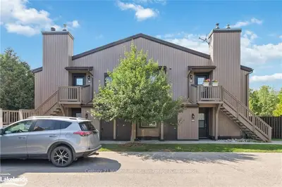 23 DAWSON Drive 105, Collingwood, ON L9Y 5B4