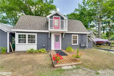 1067 Mosley Street 1, Wasaga Beach, ON L9Z 2G7