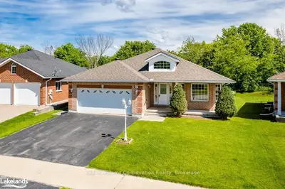 49 JAMES Street, Midland, ON L9M 2J1