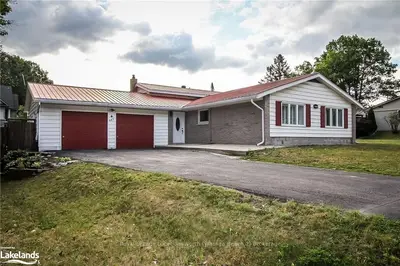 347 ZOO PARK Road S, Wasaga Beach, ON L9Z 1S7