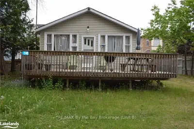 748 SHORE Lane, Wasaga Beach, ON L9Z 2C7