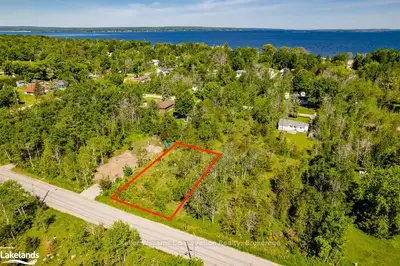 248 WOODLANDS Avenue, Tay, ON L0K 1R0