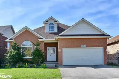 14 Marina Crescent, Collingwood, On L9y 5h1