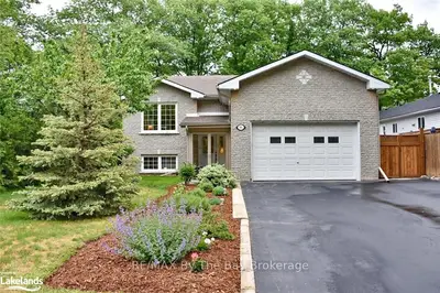 391 ZOO PARK Road, Wasaga Beach, ON L9Z 1S7