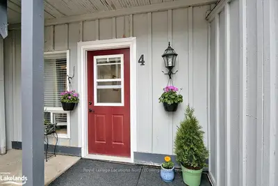 891 RIVER Road W 4, Wasaga Beach, ON L9Z 2K8