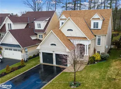 134 WHITE SANDS Way, Wasaga Beach, ON L9Z 0E3