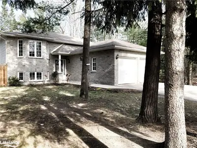 41 Melrose Avenue, Wasaga Beach, ON L9Z 2S8
