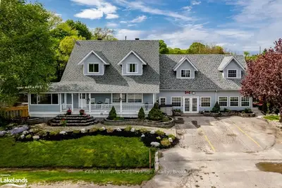 6 GATEWAY Lane, Penetanguishene, ON L9M 1J5