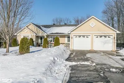 125 ARLYNN Crescent, Penetanguishene, ON L9M 2G9