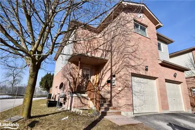 531 HIGH Street 11, Orillia, ON L3V 4X9