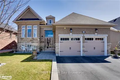68 ALLEGRA Drive, Wasaga Beach, ON L9Z 0H1