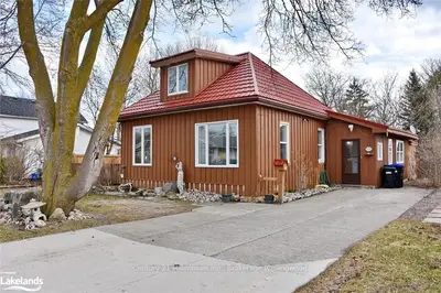 335 Napier Street, Collingwood, ON L9Y 3T6