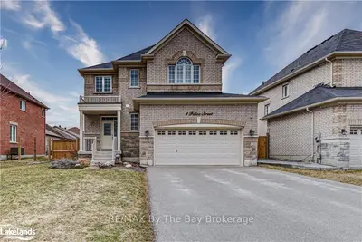 4 Falvo Street, Wasaga Beach, On L9z 1j6