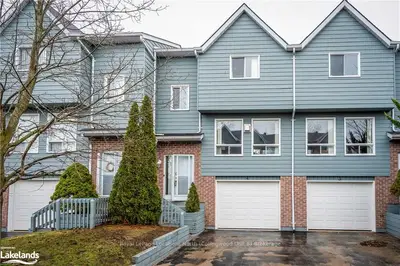 10 BAKER Street 4, Wasaga Beach, ON L9Z 2H1