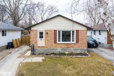 12 Sproule Avenue, Collingwood, On L9y 4k4