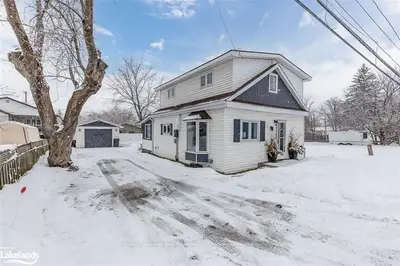 30 LEVI SIMON Trail, Penetanguishene, ON L9M 1A4