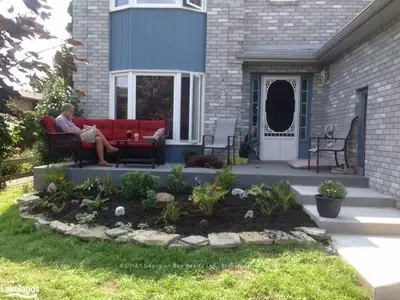 195 LUCKPORT Crescent, Midland, ON L4R 4Y1