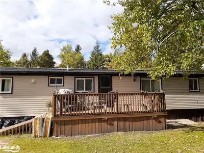 46-6 CEDAR GROVE Parkway, Wasaga Beach, ON L9Z 1T5