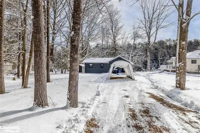221 KNOX Road E, Wasaga Beach, ON K9Z 2T6