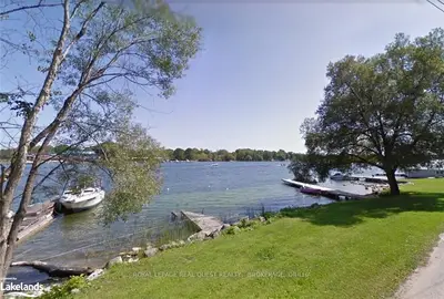 27 Clifford Street, Orillia, ON L3V 1C7