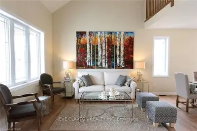 14 Portland Street, Collingwood, On L9y 0w9