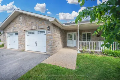 Condo Townhouse in Wasaga Beach