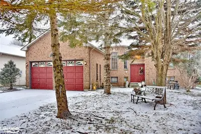 84 SILVER BIRCH Avenue, Wasaga Beach, ON L0L 2P0