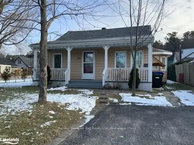 39 Fox Street, Penetanguishene, On L9m 1b5