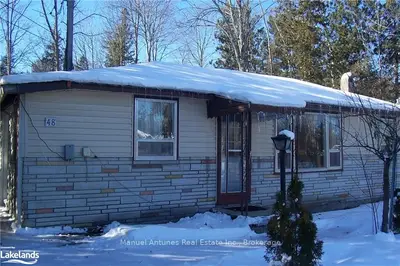48 52ND Street S, Wasaga Beach, ON L9Z 1W8