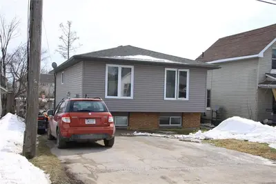 235 Clayborne Place, Orillia, ON L3V 1M6