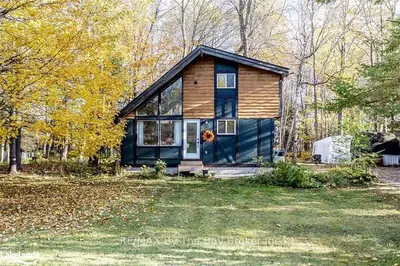 57 INDIANOLA Crescent, Wasaga Beach, ON L9Z 2W4