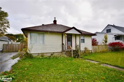 326 HILDA Street, Orillia, ON L3V 1J3