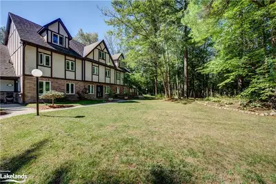 9 WASAGA WOODS Circle, Wasaga Beach, ON L9Z 2N1