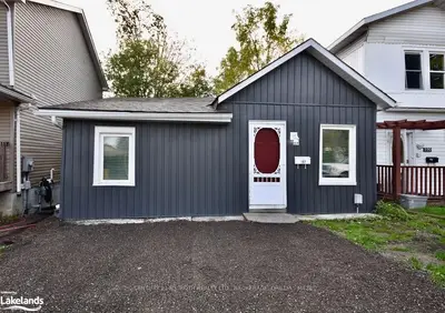 197 BARRIE Road, Orillia, ON L3V 2P6
