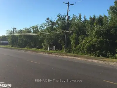 9618 BEACHWOOD Road, Collingwood, ON L9Y 3Z1